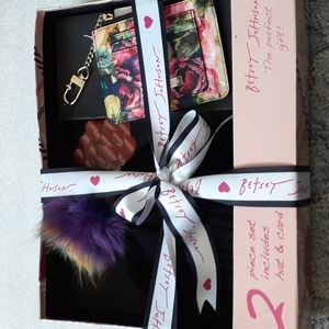 Betsey Johnson Hat and Card Case set NWT